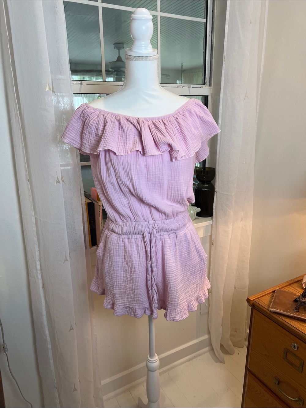 Ocean Drive Lilac Off-Shoulder Ruffle top romper size large.